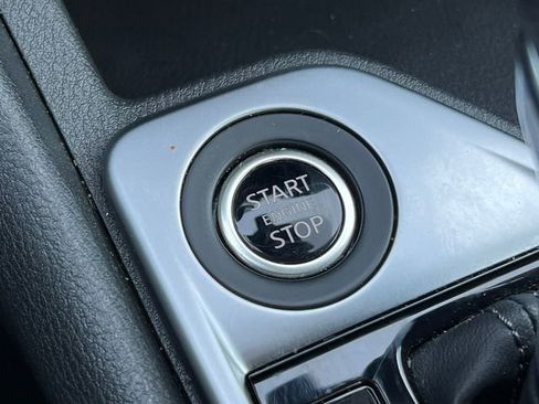 Used 2023 Nissan Sentra SV image 24