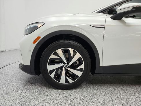 Used 2023 Volkswagen ID.4 Pro RWD image 21
