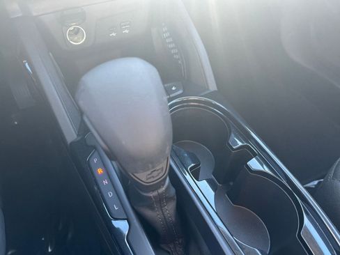 Used 2025 Chevrolet TrailBlazer LT image 35