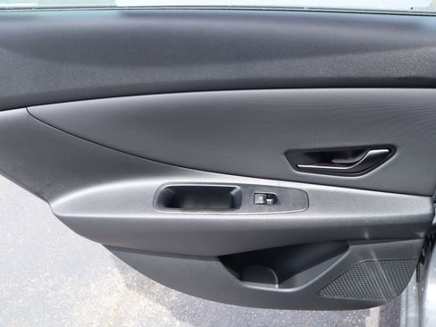 New 2026 Hyundai Elantra Sport FWD image 16