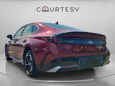 New 2026 Hyundai Sonata SEL image 3