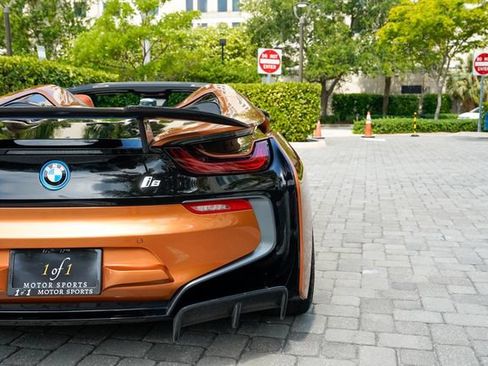 Used 2019 BMW i8 Roadster AWD/4WD image 26
