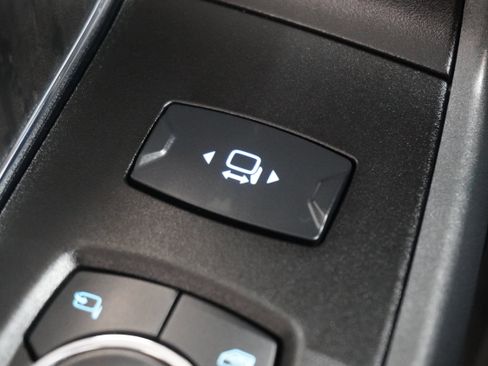 Used 2023 Ford F350 Lariat w/ Chrome Package image 29