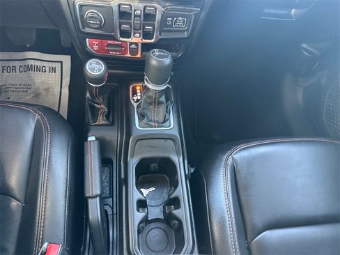 Certified 2023 Jeep Gladiator Mojave w/ Trailer Tow Package image 28