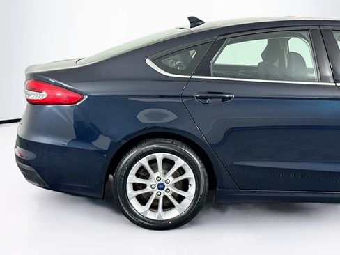 Used 2020 Ford Fusion SE FWD image 39