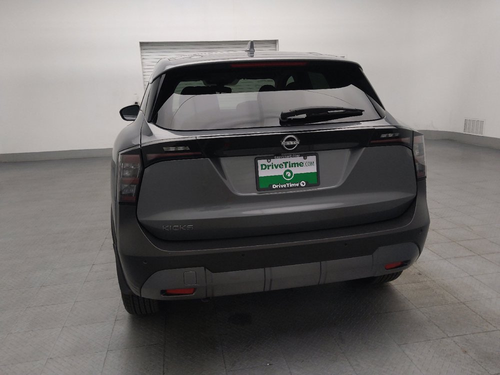 Used 2025 Nissan Kicks SV FWD image 6