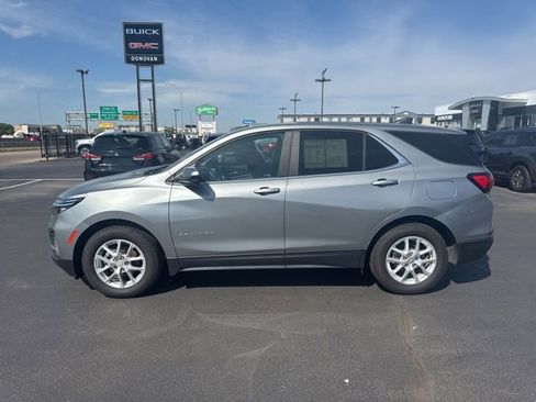 Used 2023 Chevrolet Equinox LT image 7