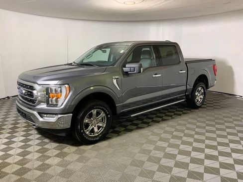 Used 2021 Ford F150 XLT w/ Equipment Group 302A High AWD/4WD image 12