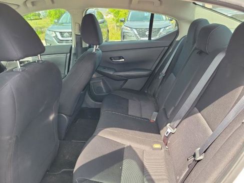 Certified 2021 Nissan Sentra SV FWD image 13