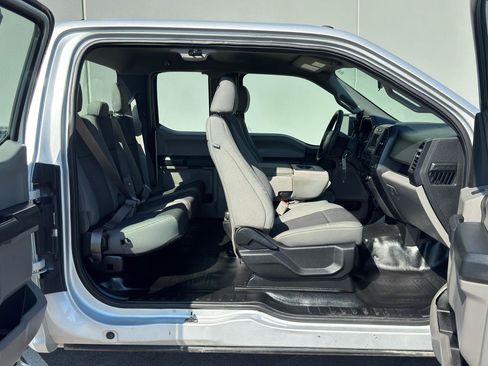 Used 2019 Ford F150 XL w/ Equipment Group 101A Mid AWD/4WD image 13