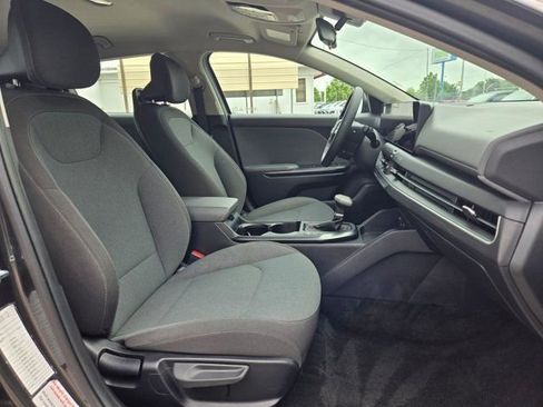 Used 2025 Kia K4 FWD image 29
