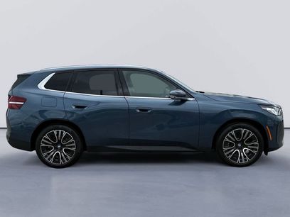New 2025 BMW X3 xDrive30i w/ Premium Package