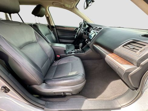 Used 2018 Subaru Outback 2.5i Limited w/ Popular Package #2 image 35