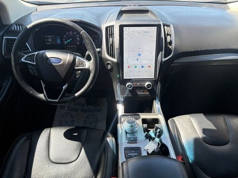 Used 2022 Ford Edge Titanium w/ Equipment Group 301A AWD/4WD image 10