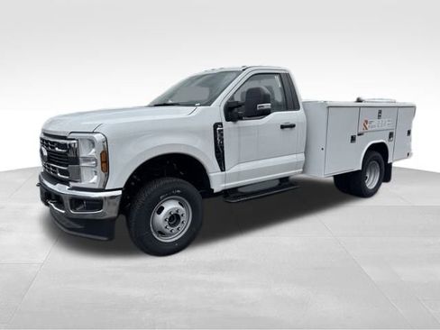 New 2025 Ford F350 XL w/ XL Chrome Package image 8