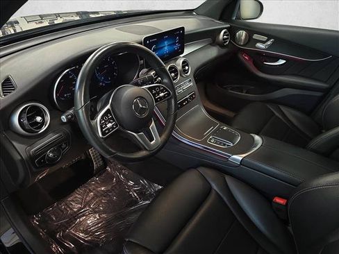 Used 2021 Mercedes-Benz GLC 300 4MATIC image 17