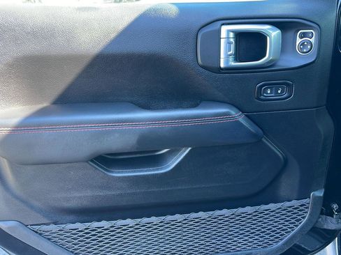 Used 2021 Jeep Wrangler Unlimited Rubicon image 13