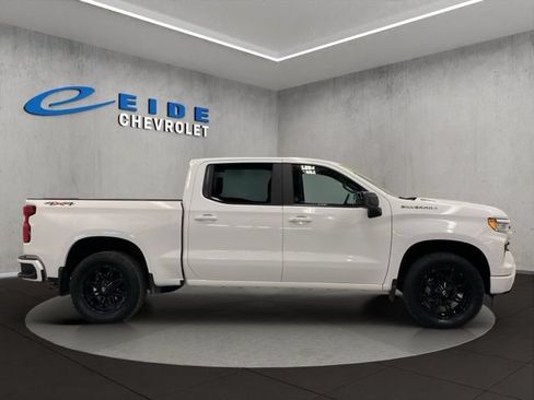 Used 2024 Chevrolet Silverado 1500 RST w/ True North Edition Plus AWD/4WD image 4