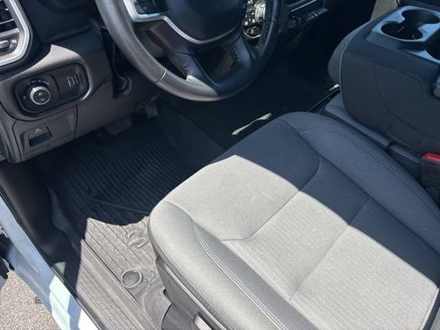 Used 2023 RAM 1500 Big Horn AWD/4WD image 16