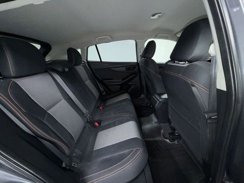 Used 2021 Subaru Crosstrek 2.0i Premium image 17