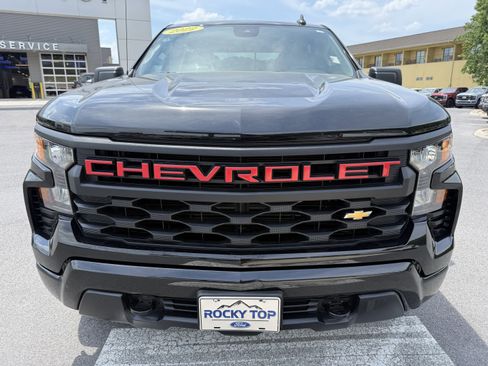 Used 2022 Chevrolet Silverado 1500 Custom AWD/4WD image 2