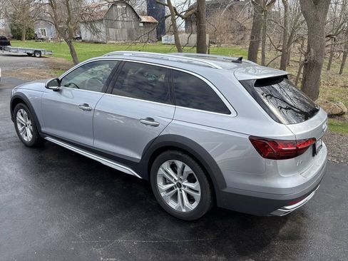 Used 2022 Audi A4 2.0T allroad Premium Plus AWD/4WD image 7