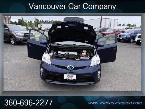 Used 2012 Toyota Prius Three w/ Solar Roof Pkg FWD image 34