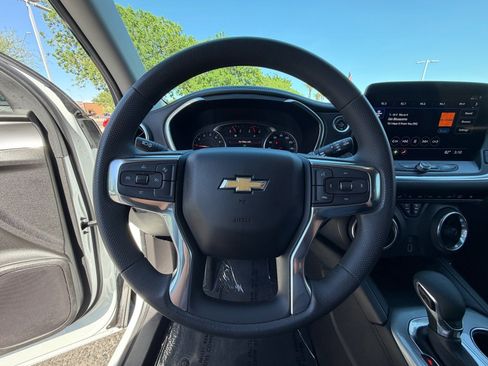 Used 2024 Chevrolet Blazer LT FWD image 20