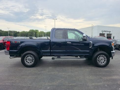 Used 2022 Ford F250 Lariat w/ Chrome Package AWD/4WD image 7