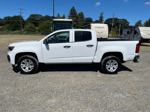 Used 2022 Chevrolet Colorado W/T RWD image 3