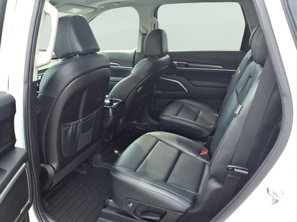 Used 2025 Kia Telluride S AWD/4WD image 21