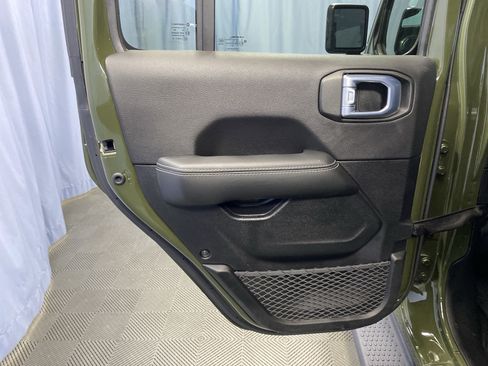 Certified 2021 Jeep Wrangler Unlimited Sahara image 23