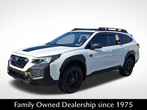 Used 2025 Subaru Outback Wilderness AWD/4WD image 3