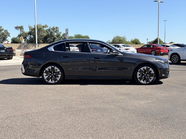 Used 2026 BMW 540i xDrive w/ Premium Package AWD/4WD image 5