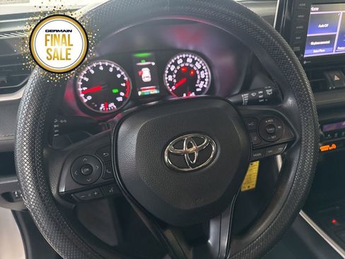 Certified 2020 Toyota RAV4 LE image 13