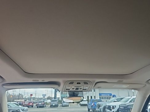 Used 2022 GMC Yukon XL Denali w/ Denali Ultimate Package image 19