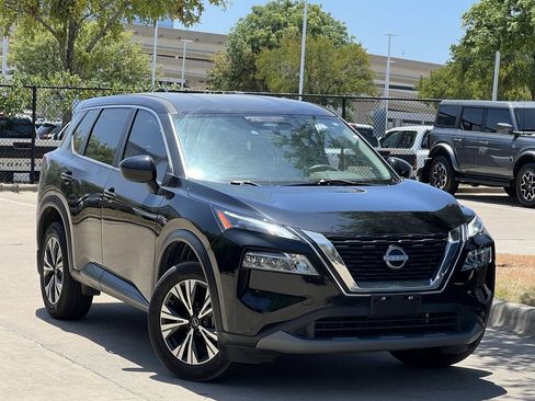 Used 2023 Nissan Rogue SV FWD image 1