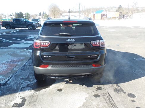 Used 2018 Jeep Compass Limited w/ Navigation Group image 9