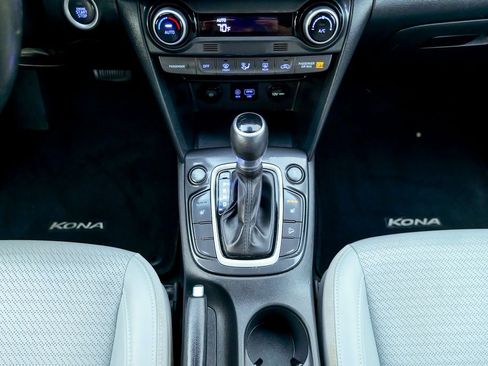 Used 2019 Hyundai Kona Limited AWD/4WD image 47