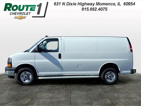 Used 2024 GMC Savana 2500 w/ Driver Convenience Package RWD image 2