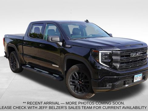 Used 2024 GMC Sierra 1500 Elevation AWD/4WD image 1