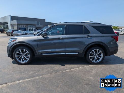 Certified 2025 Ford Explorer Platinum w/ Ultimate Package AWD/4WD image 7