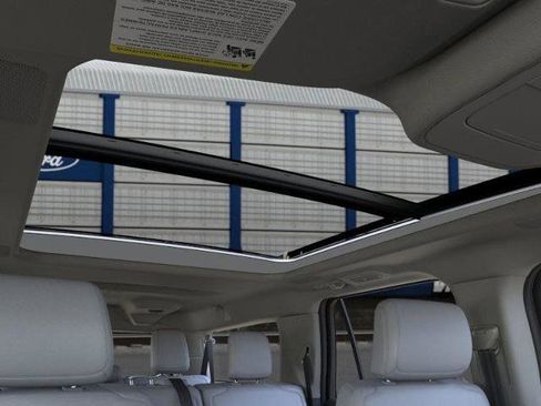 New 2025 Ford Expedition Max Platinum w/ Driver's Package image 22