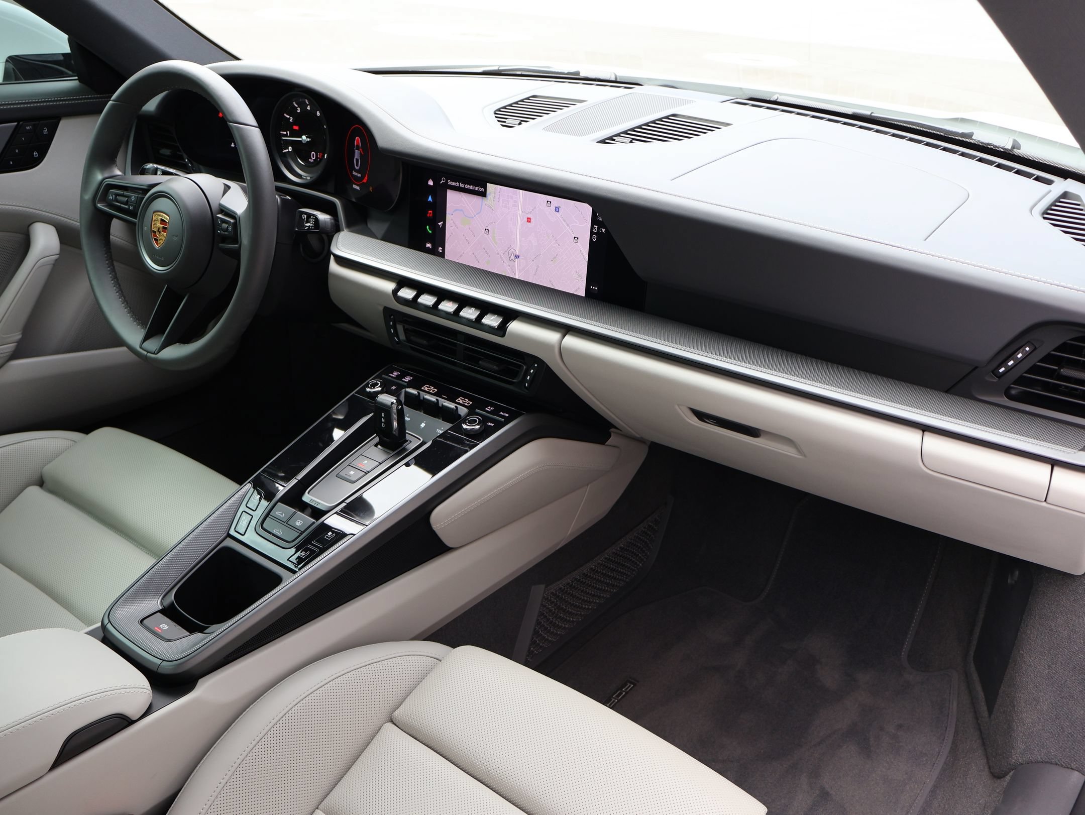 Used 2023 Porsche 911 Carrera RWD image 26