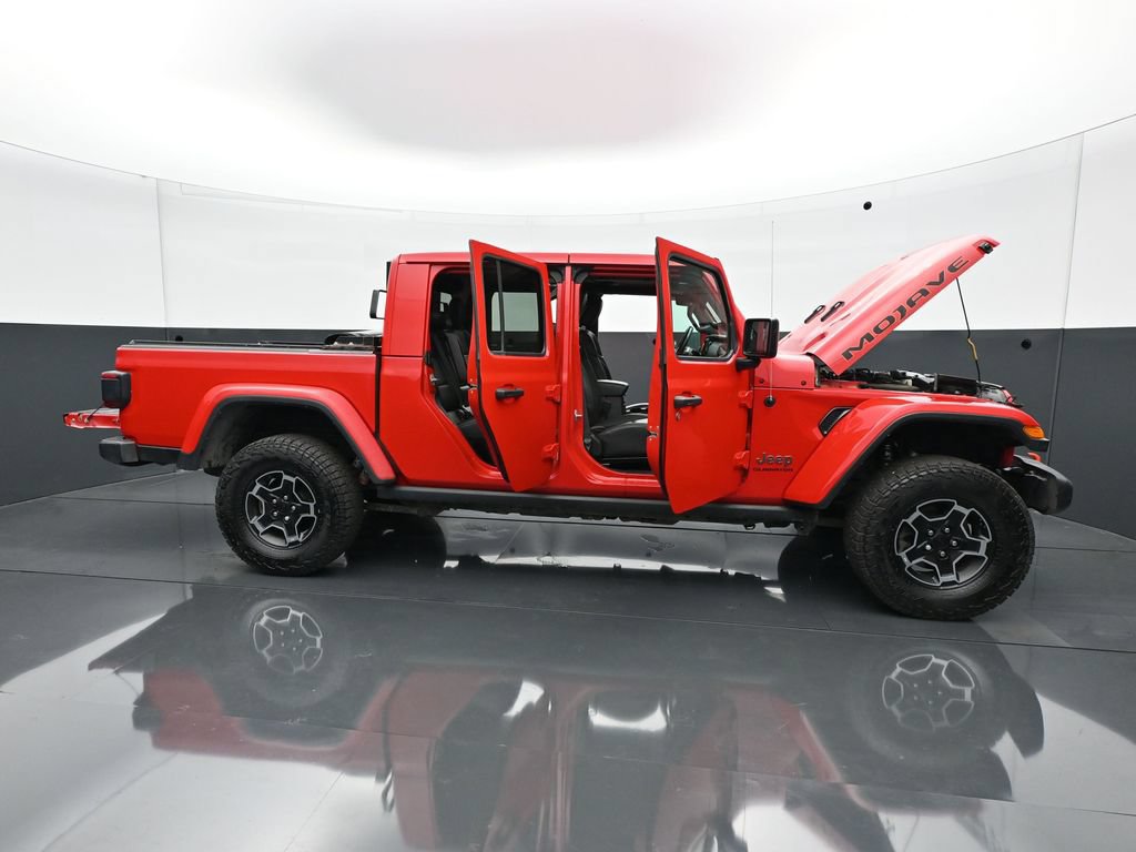 Used 2023 Jeep Gladiator Mojave w/ LED Lighting Group AWD/4WD image 32