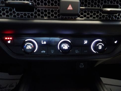 Used 2023 Honda HR-V Sport image 33