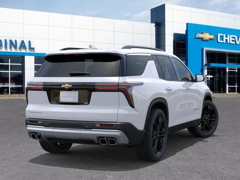 New 2026 Chevrolet Traverse LT w/ Driver Confidence Package image 4