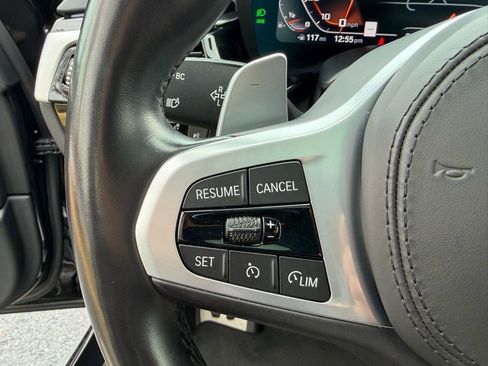 Used 2021 BMW M550i xDrive w/ Executive Package image 23