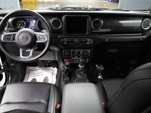 Used 2021 Jeep Wrangler Unlimited Rubicon w/ Trailer Tow Package AWD/4WD image 30