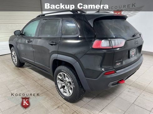 Used 2022 Jeep Cherokee Trailhawk image 4